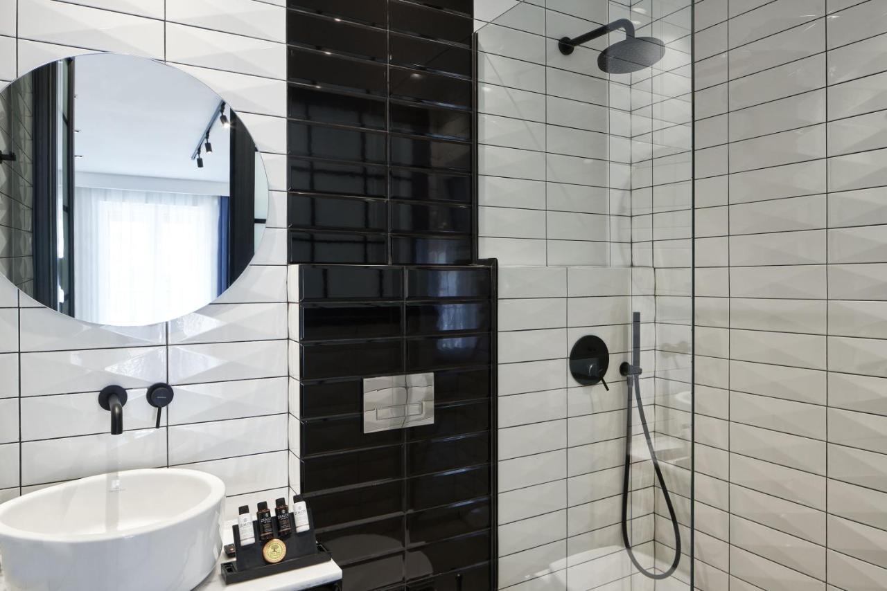 Cozy Suites โปตอส ภายนอก รูปภาพ