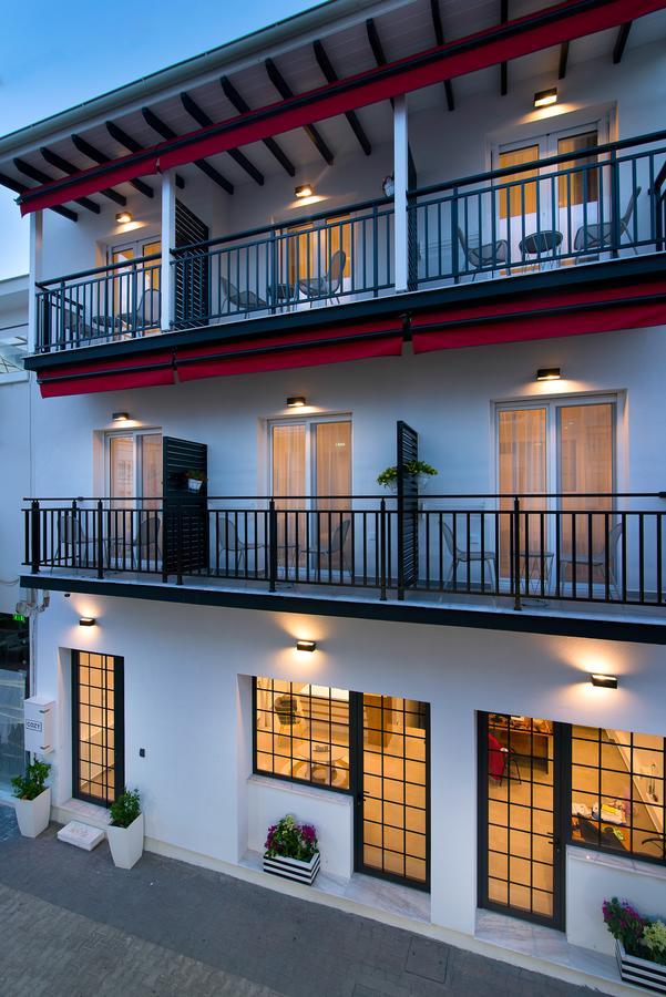 Cozy Suites โปตอส ภายนอก รูปภาพ
